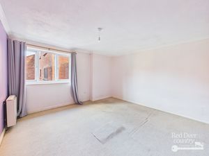 Bedroom 1- click for photo gallery